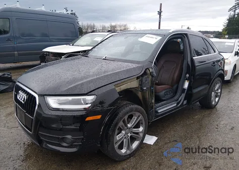 2015 Audi Q3 2.0T Premium Plus z USA, uszkodzony, nr VIN WA1GFCFS5FR009900